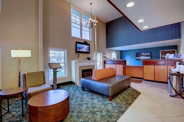 Best Western Plus The Inn At Hampton Main image