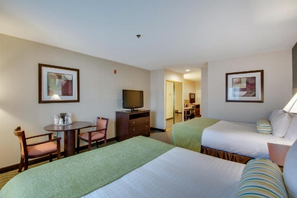 Best Western Plus The Inn At Hampton image 22